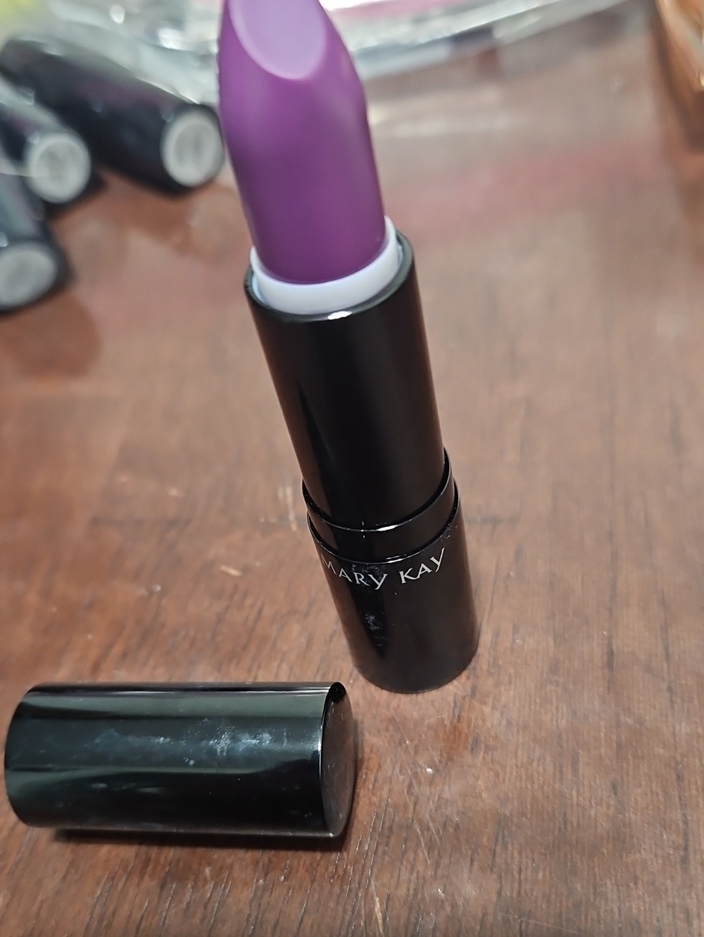 Mary Kay Creamy Lipstick — Violet